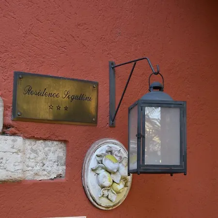 Residence Segattini Riva del Garda Buitenkant foto
